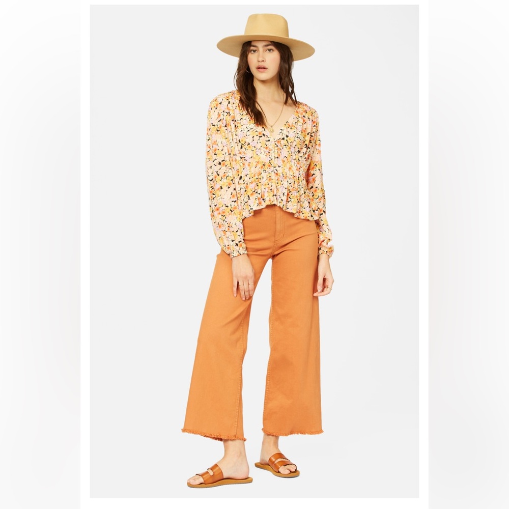 Catching Feelings V-Neck Long Sleeve Top